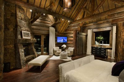 BEAR CABIN BEAR CABIN