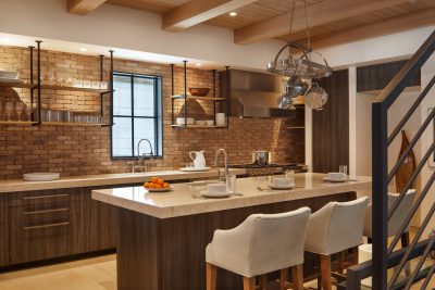 E HYMAN AVE E HYMAN AVE