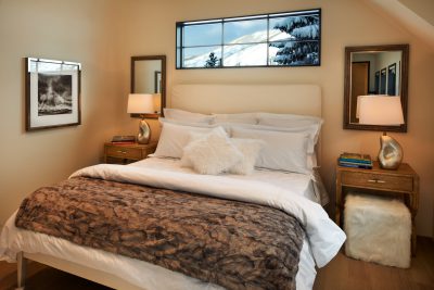 E HYMAN AVE E HYMAN AVE